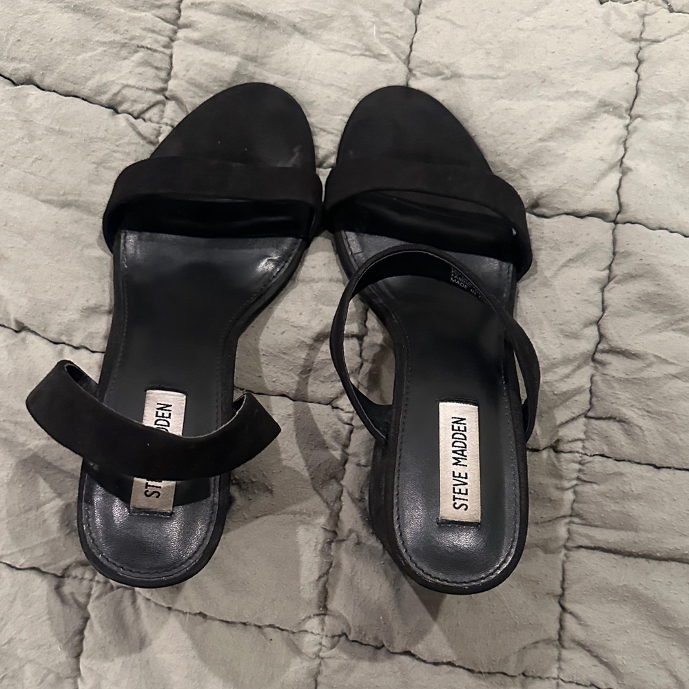 Steve Madden Black Platform Sandals